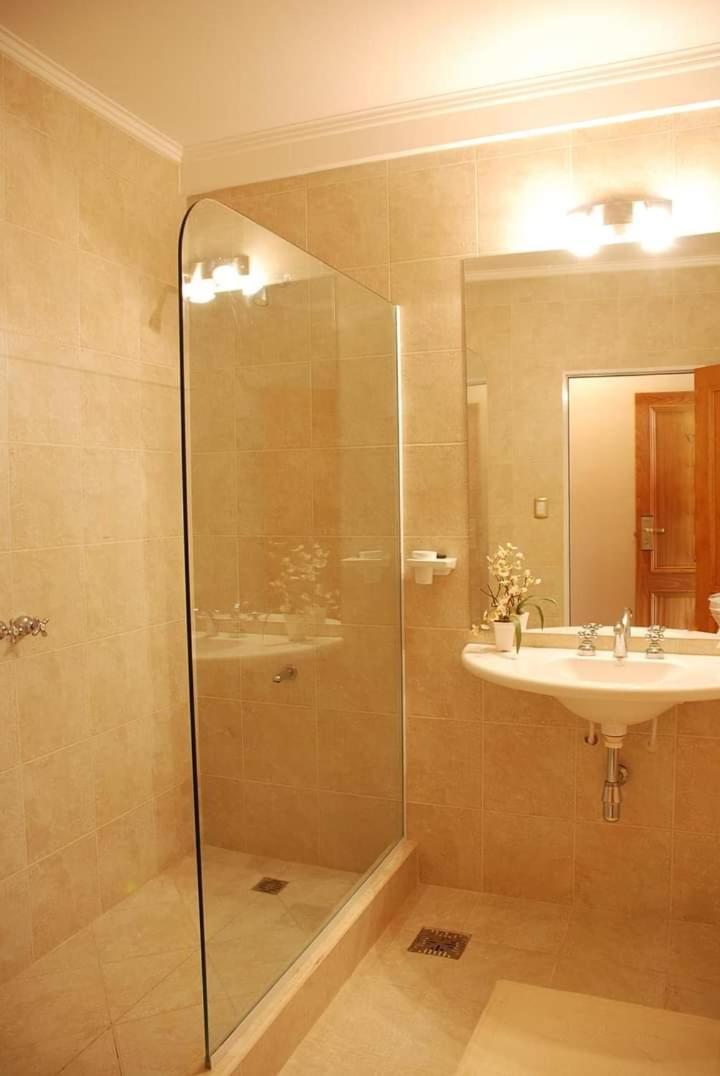 Catange Hotel Charata ภายนอก รูปภาพ