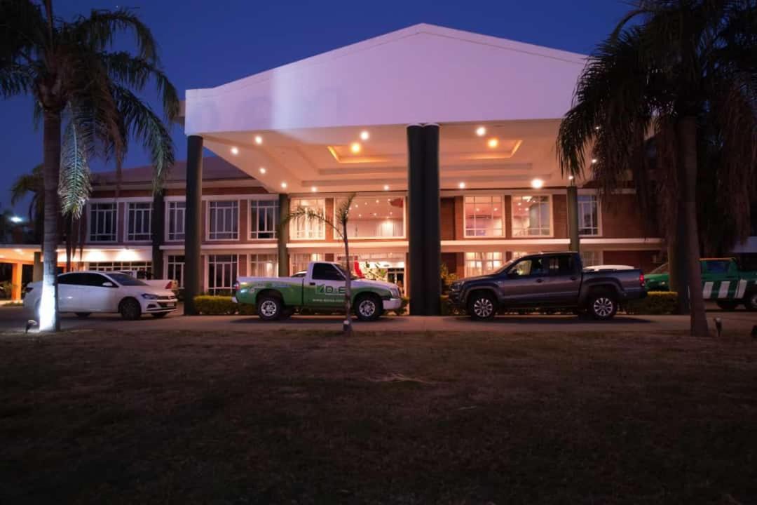 Catange Hotel Charata ภายนอก รูปภาพ