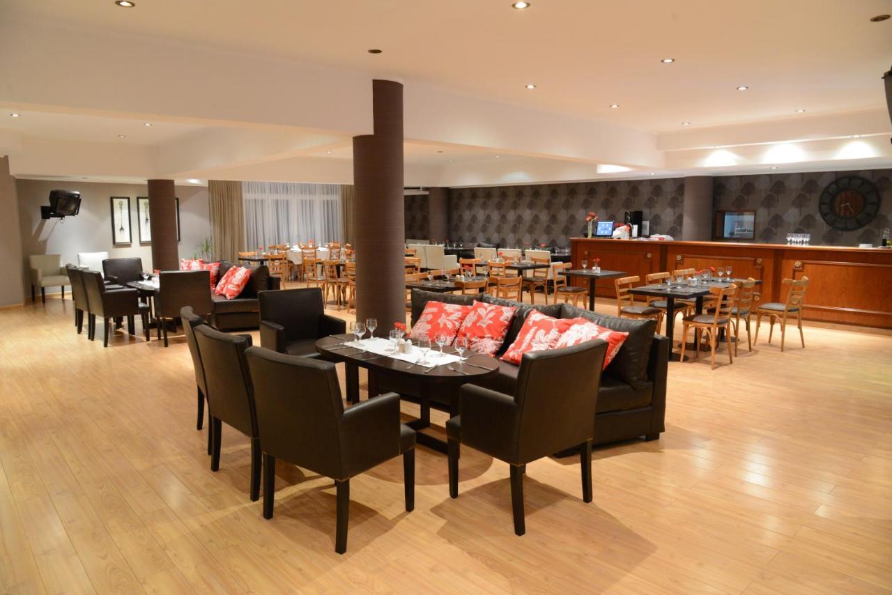 Catange Hotel Charata ภายนอก รูปภาพ