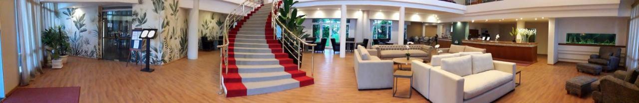 Catange Hotel Charata ภายนอก รูปภาพ
